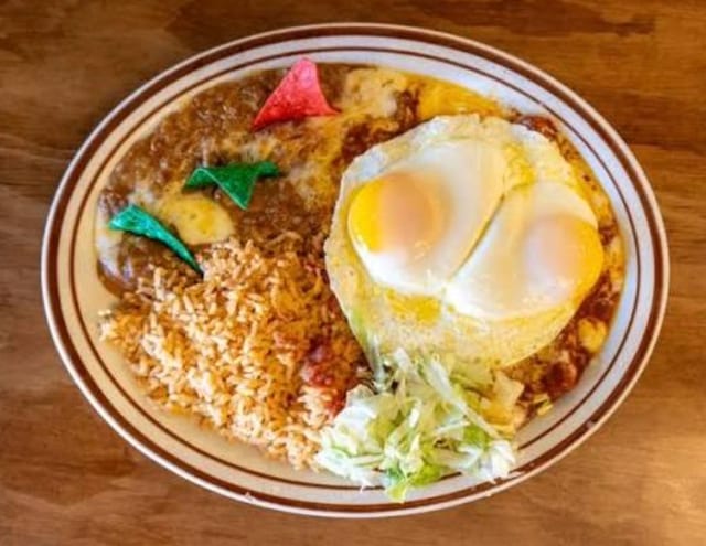 3 eggs, beans, rice.